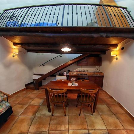Al Vecchio Cellaio Historical Guest House SantʼAntonio Abate Eksteriør bilde