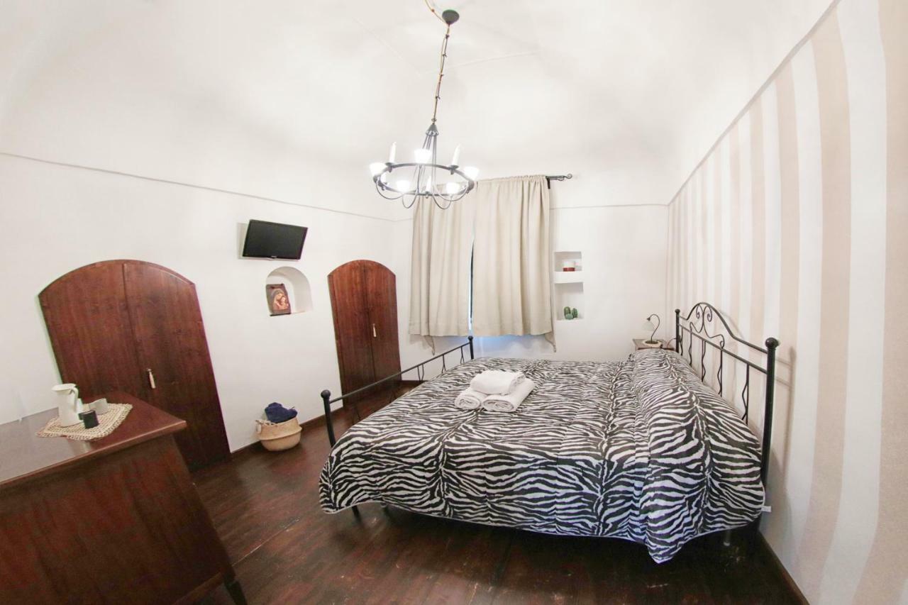 Al Vecchio Cellaio Historical Guest House SantʼAntonio Abate Eksteriør bilde